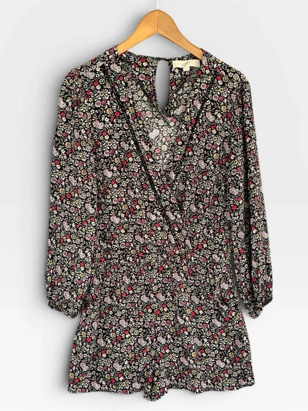 🎉5 for $45🎉 Loft romper Jumpsuit size S floral